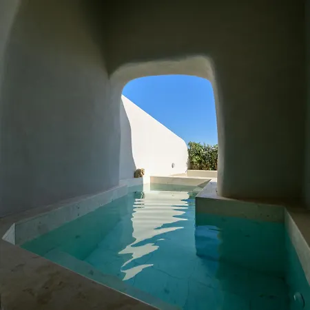 Avelora 4* Pýrgos